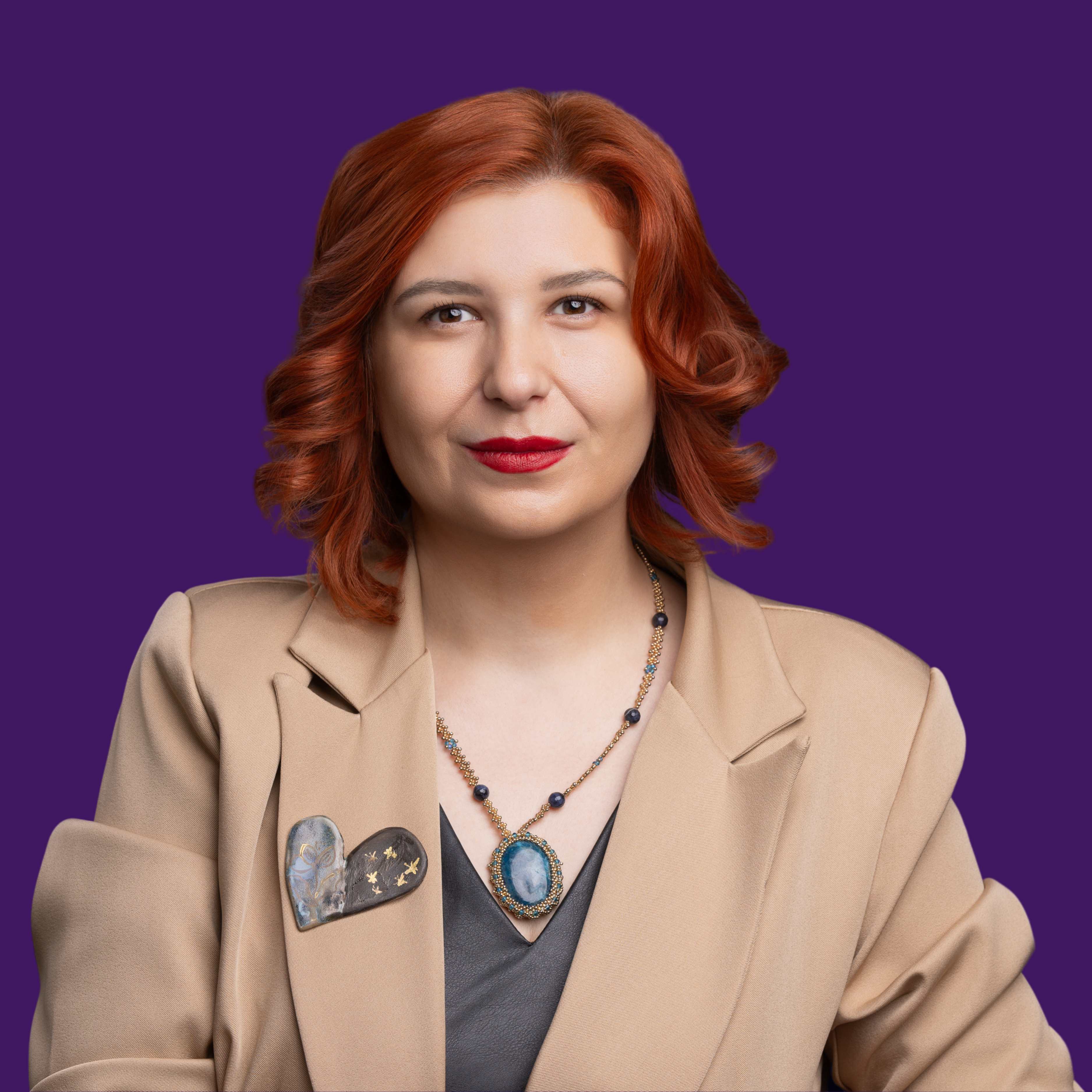 Raluca PăduraruSpecialist in strategie și implementare AI, Facilitator, Antreprenor